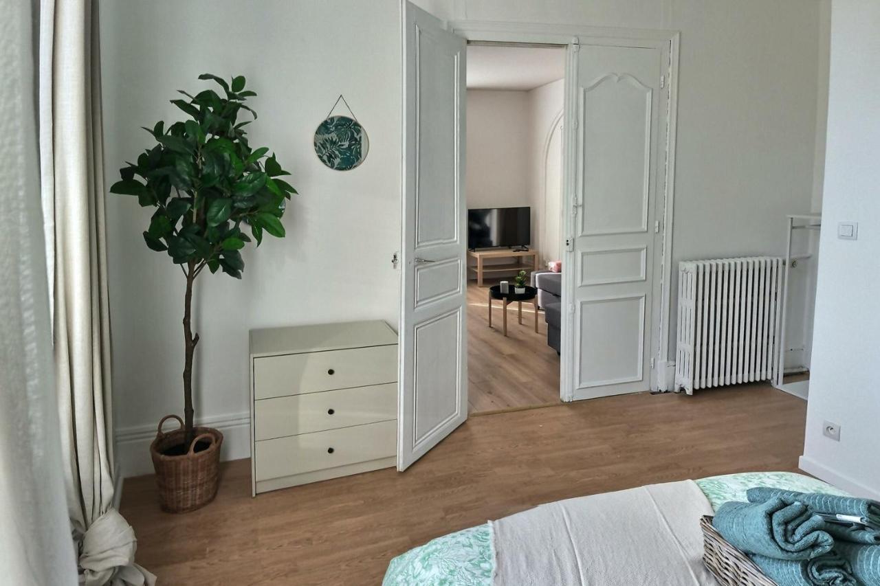 F2 La Pause Ebroicienne Proximite Gare Apartment เอเวรอ ภายนอก รูปภาพ