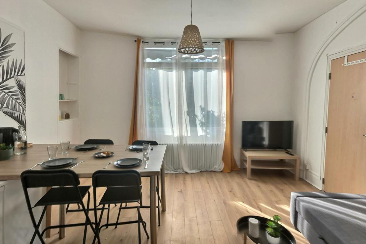 F2 La Pause Ebroicienne Proximite Gare Apartment เอเวรอ ภายนอก รูปภาพ