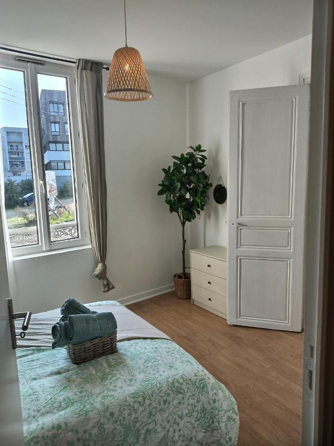 F2 La Pause Ebroicienne Proximite Gare Apartment เอเวรอ ภายนอก รูปภาพ